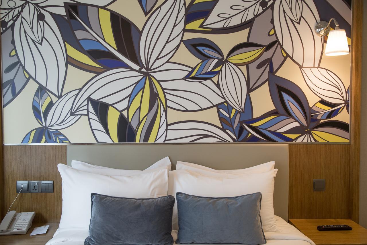 Hotel Bencoolen At Hong Kong Street Singapore Exterior photo